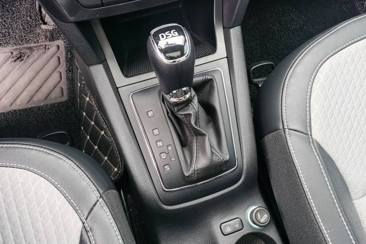 Used Skoda Yeti 2016 1.4TSI DSG Advanced Edition Interior 3