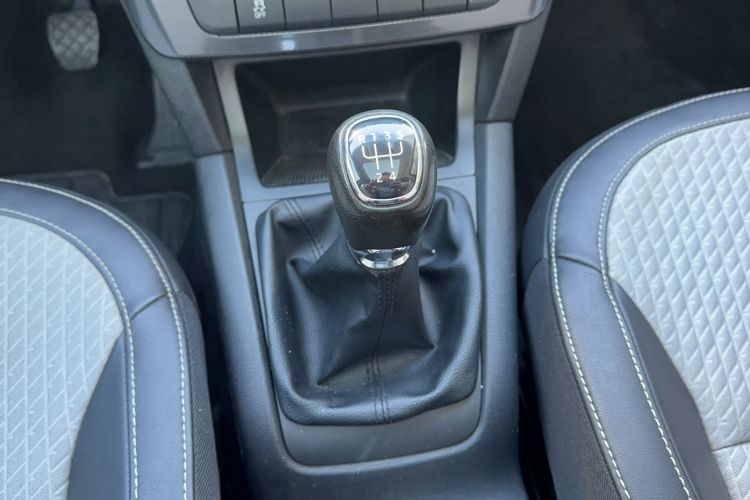 Used Skoda Yeti 2016 1.4TSI Manual Entry-Level Model Interior 4
