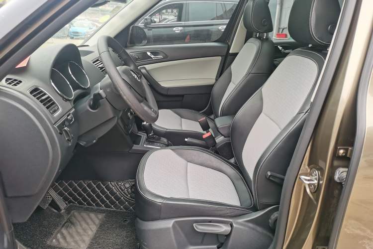 Used Skoda Yeti 2016 1.4TSI DSG Advanced Edition Interior 4