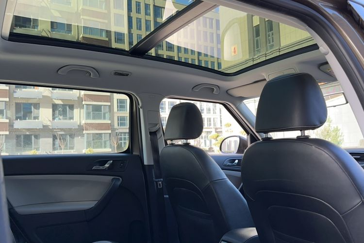 Used Skoda Yeti 2016 1.4TSI Manual Entry-Level Model Interior 8