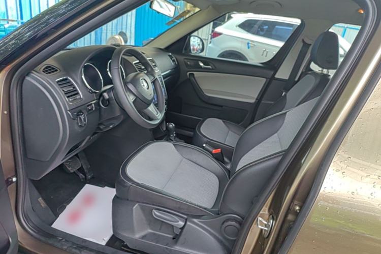 Used Skoda Yeti 2016 1.4TSI DSG Advanced Edition Left Front Seat