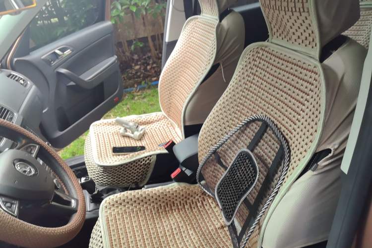 Used Skoda Yeti 2016 1.4TSI DSG Prestige Edition Left Front Seat