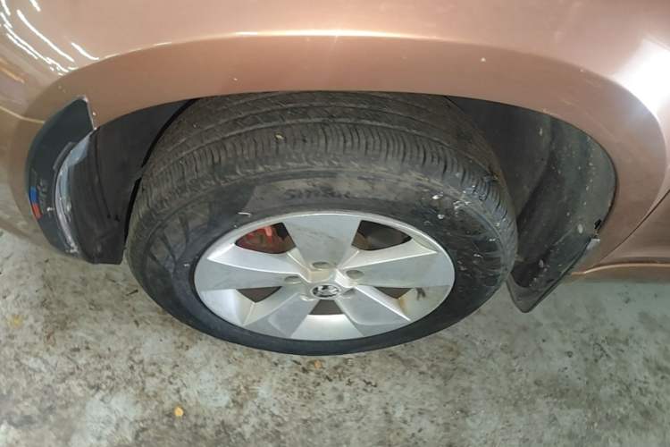 Used Skoda Yeti 2016 1.4TSI DSG Advanced Edition Left Front Wheel Hub