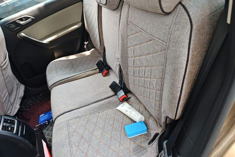 Used Skoda Yeti 2016 1.4TSI DSG Advanced Edition Left Rear Seat