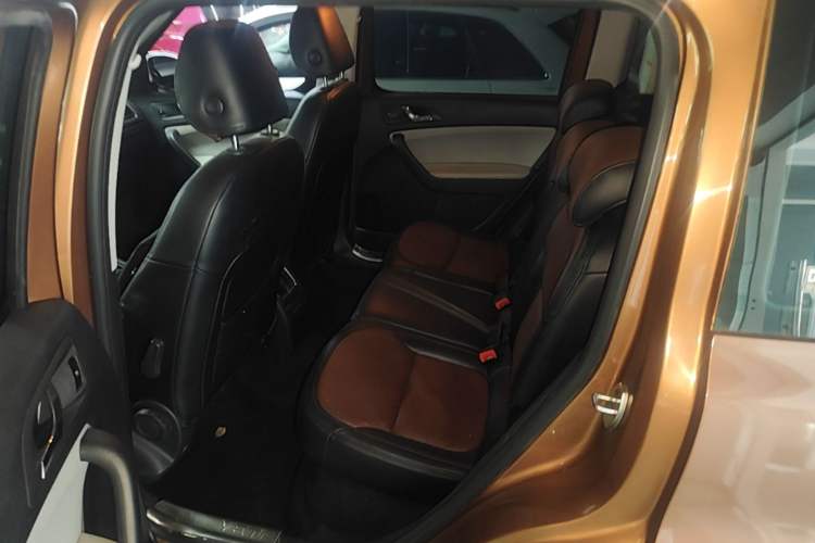 Used Skoda Yeti 2016 1.4TSI DSG Advanced Edition Left Rear Seat