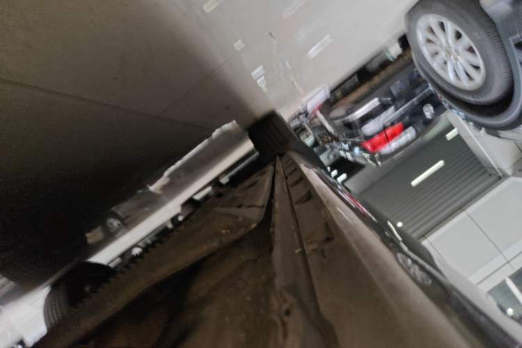 Used Skoda Yeti 2016 1.4TSI DSG Advanced Edition Left Side Sill