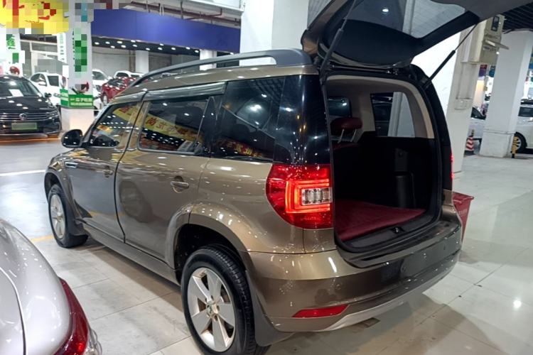 Used Skoda Yeti 2016 1.4TSI DSG Advanced Edition Rear Left 45 Deg