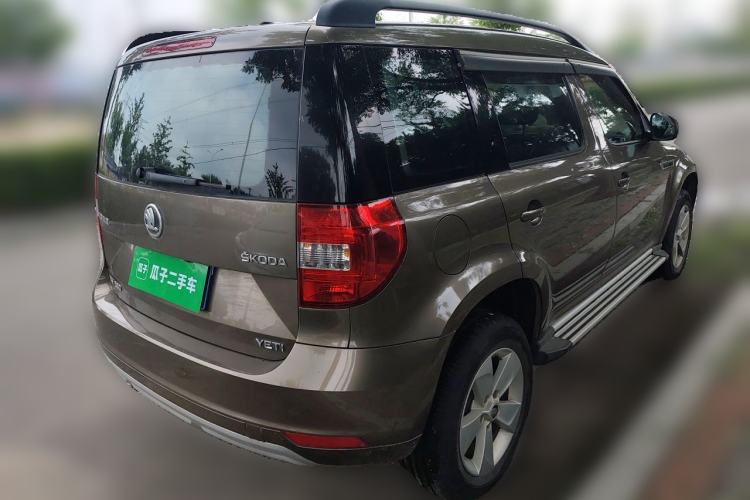 Used Skoda Yeti 2016 1.4TSI DSG Advanced Edition Rear Right 45 Deg