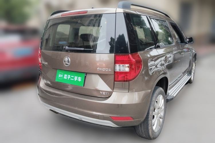 Used Skoda Yeti 2016 1.4TSI DSG Advanced Edition Rear Right 45 Deg