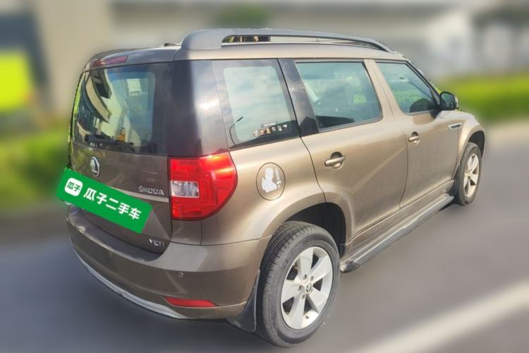 Used Skoda Yeti 2016 1.4TSI DSG Advanced Edition Rear Right 45 Deg