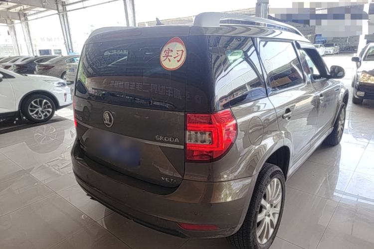 Used Skoda Yeti 2016 1.4TSI DSG Style Edition Rear Right 45 Deg