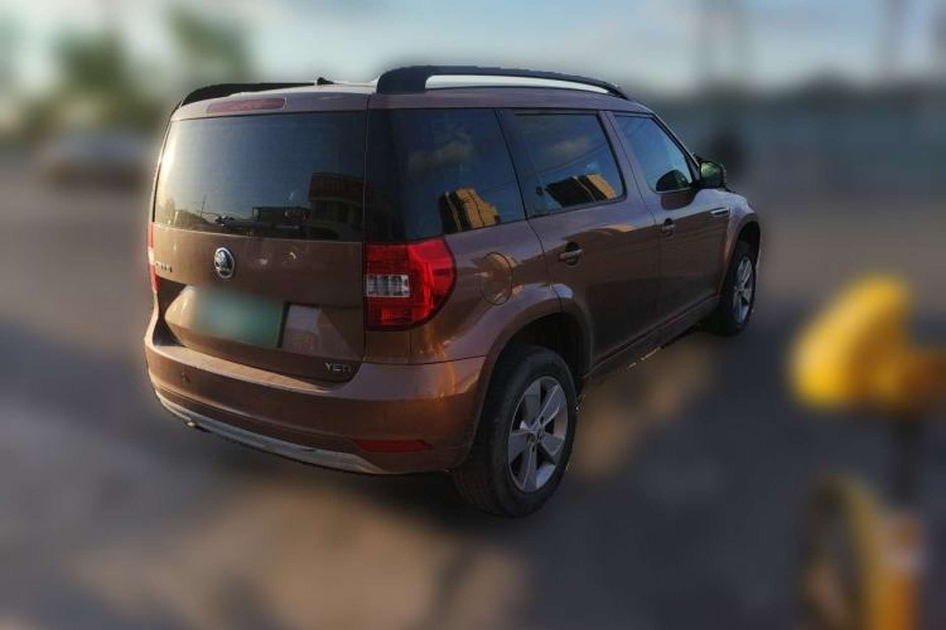 Used Skoda Yeti 2016 1.6L Manual Front-Wheel-Drive Version Rear Right 45 Deg