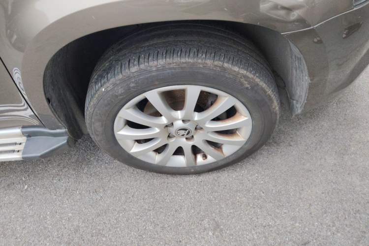 Used Skoda Yeti 2016 1.4TSI DSG Advanced Edition Right Front Wheel Hub