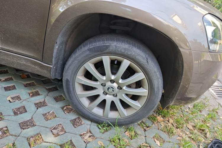 Used Skoda Yeti 2016 1.4TSI DSG Style Edition Right Front Wheel Hub