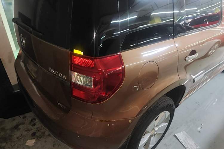 Used Skoda Yeti 2016 1.4TSI DSG Advanced Edition Right Rear Taillight