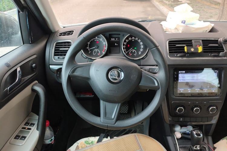 Used Skoda Yeti 2016 1.4TSI DSG Advanced Edition Steering Wheel