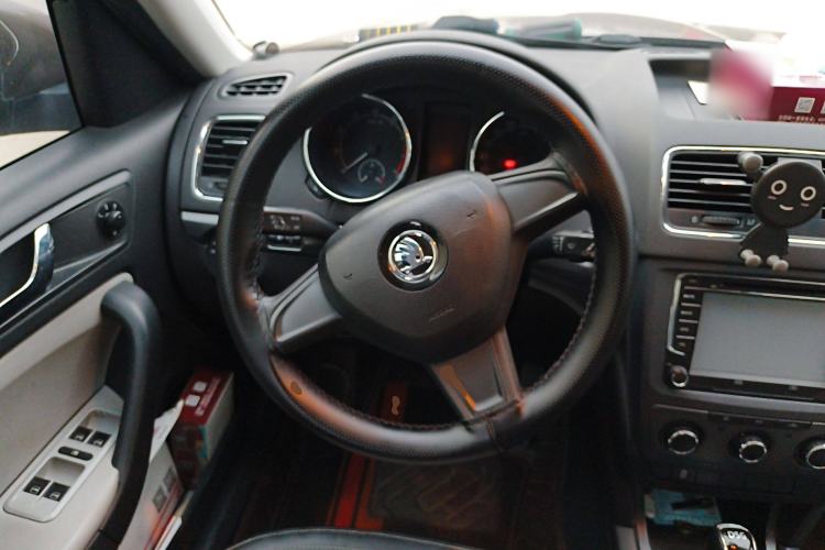 Used Skoda Yeti 2016 1.4TSI DSG Advanced Edition Steering Wheel