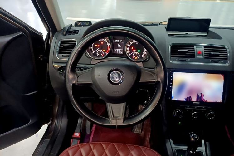 Used Skoda Yeti 2016 1.4TSI DSG Advanced Edition Steering Wheel