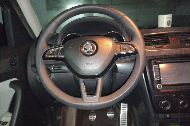 Used Skoda Yeti 2016 1.4TSI Manual Entry-Level Model Steering Wheel