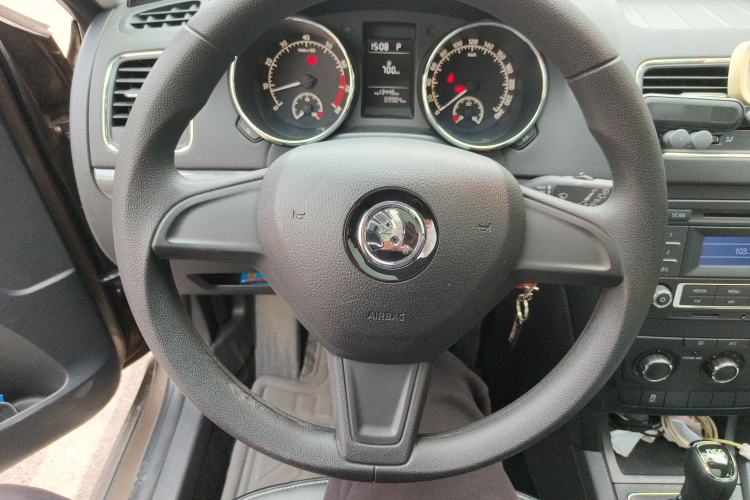 Used Skoda Yeti 2016 1.4TSI DSG Advanced Edition Steering Wheel