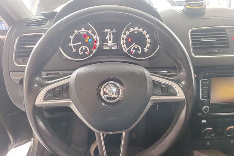 Used Skoda Yeti 2016 1.4TSI DSG Style Edition Steering Wheel