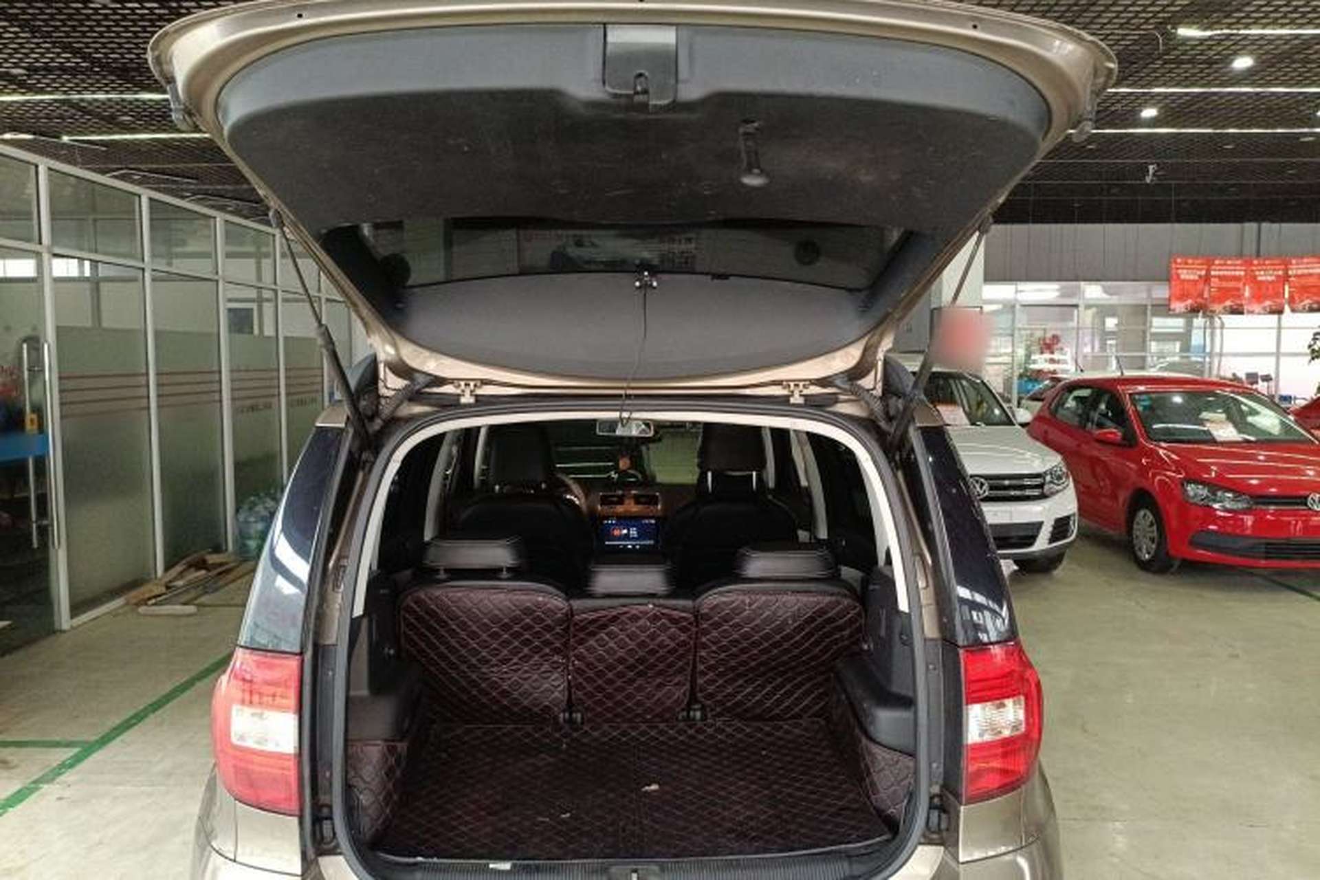 Used Skoda Yeti 2016 1.4TSI DSG Advanced Edition Trunk