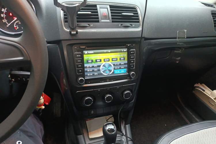 Used Skoda Yeti 2016 1.4TSI DSG Advanced Edition Audio And AC Panel
