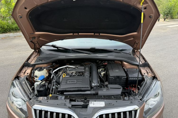 Used Skoda Yeti 2016 1.4TSI DSG Prestige Edition Engine Bay