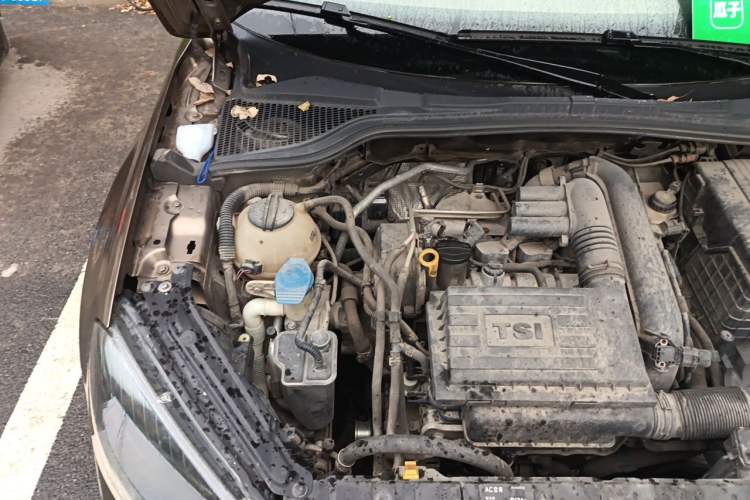 Used Skoda Yeti 2016 1.4TSI DSG Advanced Edition Engine Bay Right