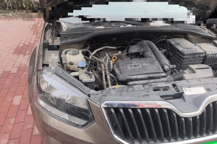 Used Skoda Yeti 2016 1.4TSI DSG Advanced Edition Engine Bay Right