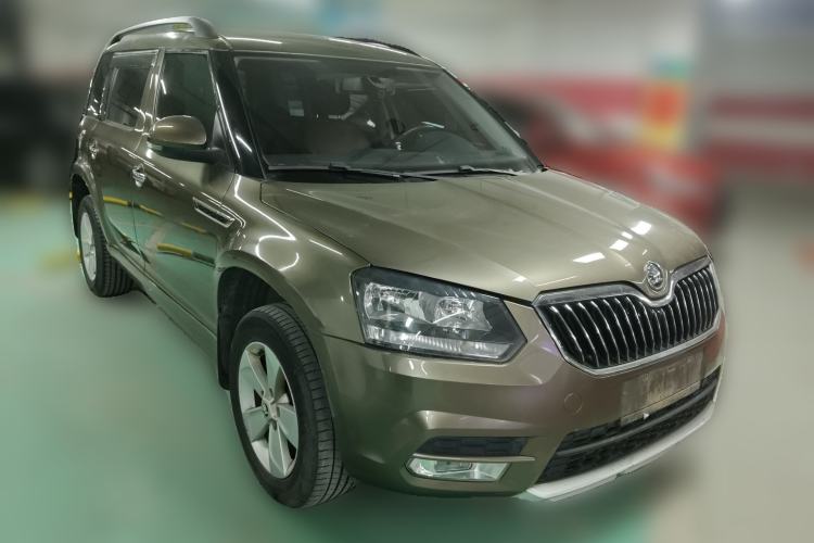 Used Skoda Yeti 2016 1.4TSI DSG Advanced Edition Front Right 45 Deg