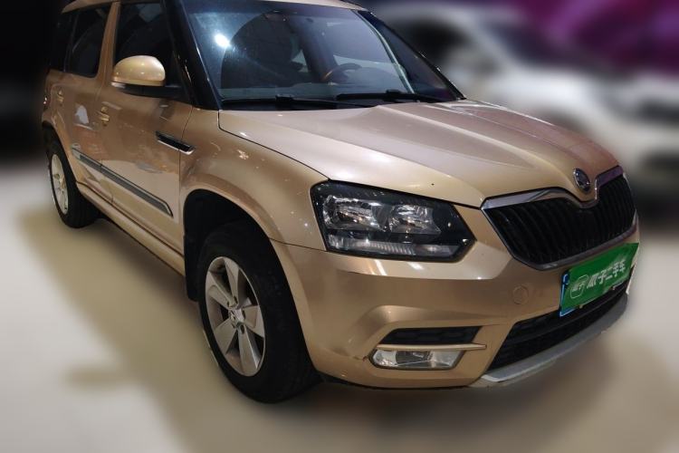 Used Skoda Yeti 2016 1.4TSI DSG Advanced Edition Front Right 45 Deg