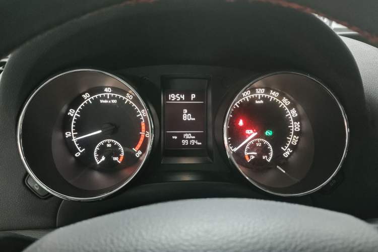 Used Skoda Yeti 2016 1.4TSI DSG Advanced Edition Instrument Cluster