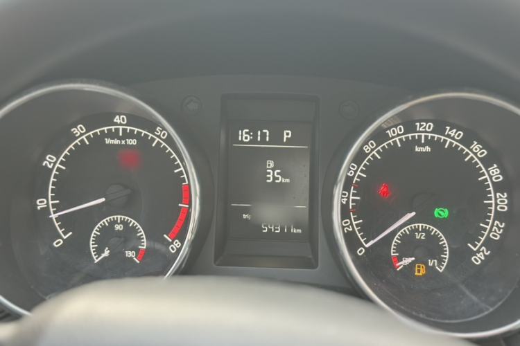 Used Skoda Yeti 2016 1.4TSI DSG Advanced Edition Instrument Cluster