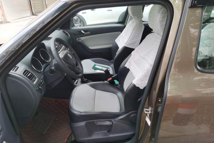 Used Skoda Yeti 2016 1.4TSI DSG Advanced Edition Left Front Seat