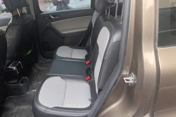 Used Skoda Yeti 2016 1.4TSI DSG Advanced Edition Left Rear Seat