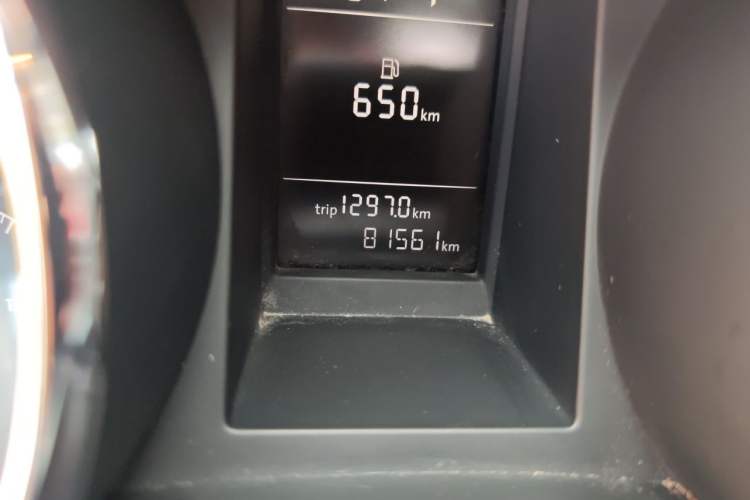 Used Skoda Yeti 2016 1.4TSI DSG Advanced Edition Odometer Close Up
