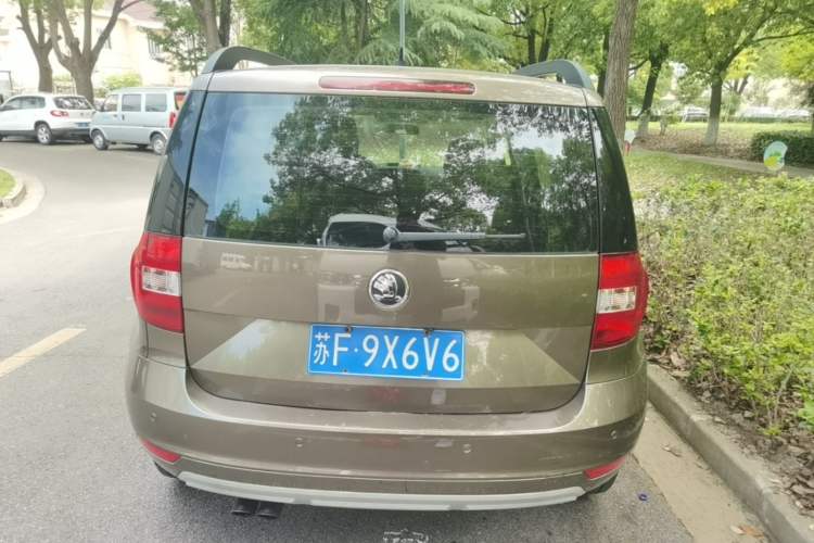 Used Skoda Yeti 2016 1.4TSI DSG Advanced Edition Rear