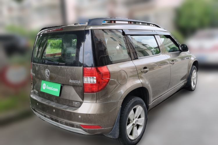 Used Skoda Yeti 2016 1.4TSI DSG Advanced Edition Rear Right 45 Deg