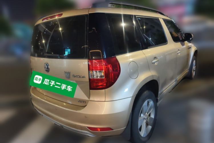 Used Skoda Yeti 2016 1.4TSI DSG Advanced Edition Rear Right 45 Deg