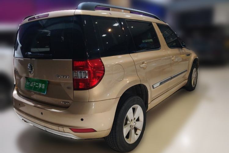 Used Skoda Yeti 2016 1.4TSI DSG Advanced Edition Rear Right 45 Deg