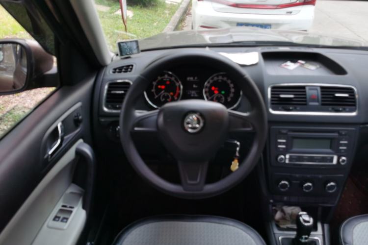 Used Skoda Yeti 2016 1.4TSI DSG Advanced Edition Steering Wheel
