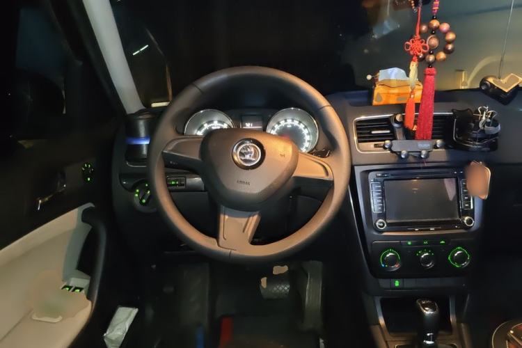 Used Skoda Yeti 2016 1.4TSI DSG Advanced Edition Steering Wheel