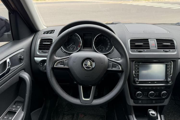 Used Skoda Yeti 2016 1.4TSI DSG Prestige Edition Steering Wheel