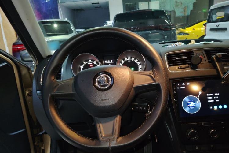 Used Skoda Yeti 2016 1.4TSI DSG Advanced Edition Steering Wheel