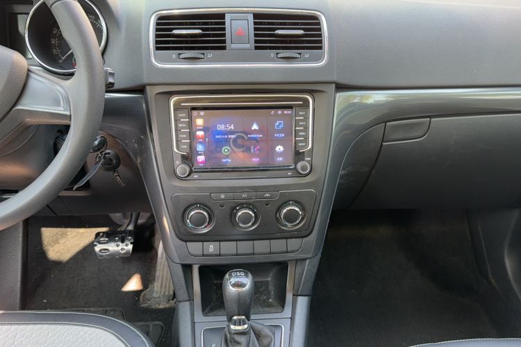 Used Skoda Yeti 2016 1.4TSI DSG Advanced Edition Audio And AC Panel