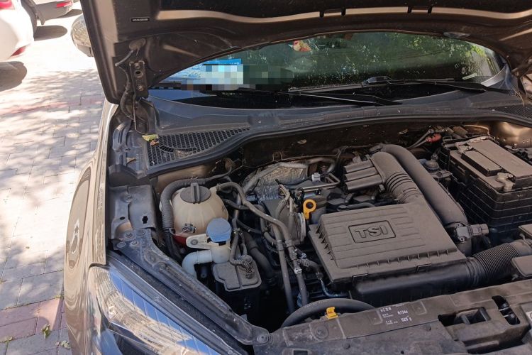 Used Skoda Yeti 2016 1.4TSI DSG Advanced Edition Engine Bay Right