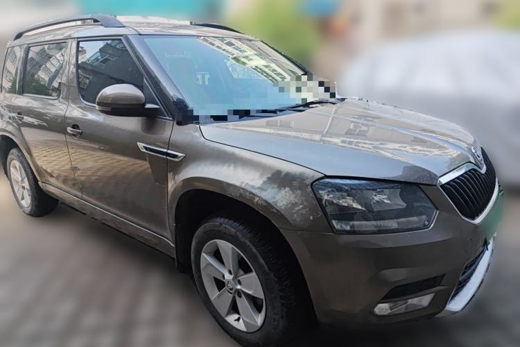 Used Skoda Yeti 2016 1.4TSI DSG Advanced Edition Front Right 45 Deg