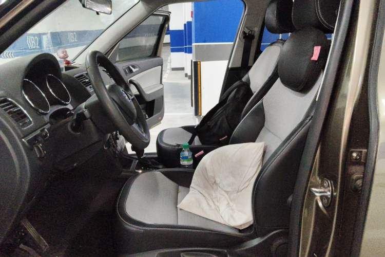 Used Skoda Yeti 2016 1.4TSI DSG Advanced Edition Left Front Seat
