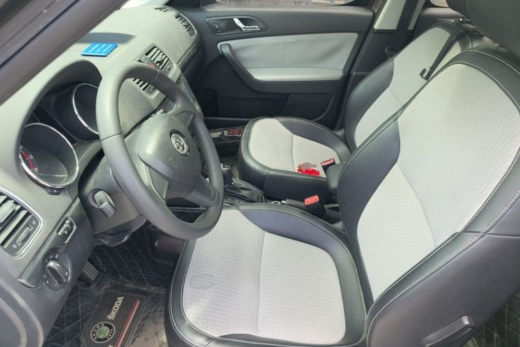 Used Skoda Yeti 2016 1.4TSI DSG Advanced Edition Left Front Seat